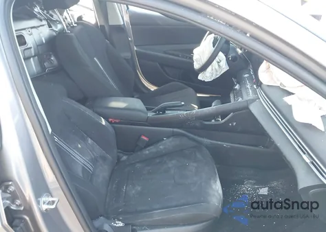 2024 Hyundai Elantra Sel from USA, damaged, VIN KMHLM4DG0RU835422